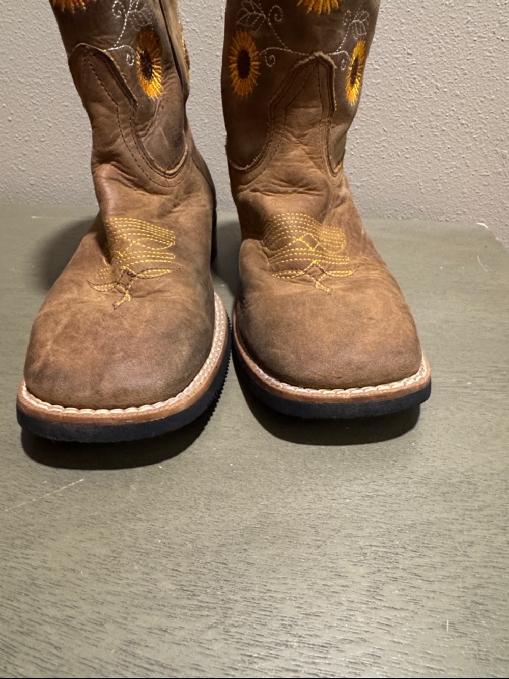 Kids Brown Sunflower Embroidered Western Boots size 5 - Picture 7 of 7